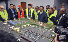 Madagascar - Développement aéroportuaire : Ivato et Fascène  transformés en vaste chantier | business-magazine.mu