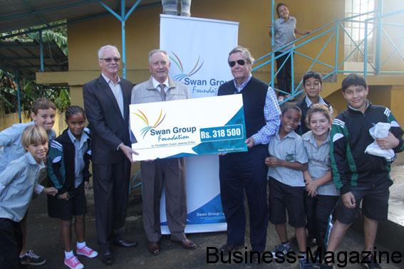 Swan Group Foundation accompagne sept écoliers en difficulté scolaire | business-magazine.mu